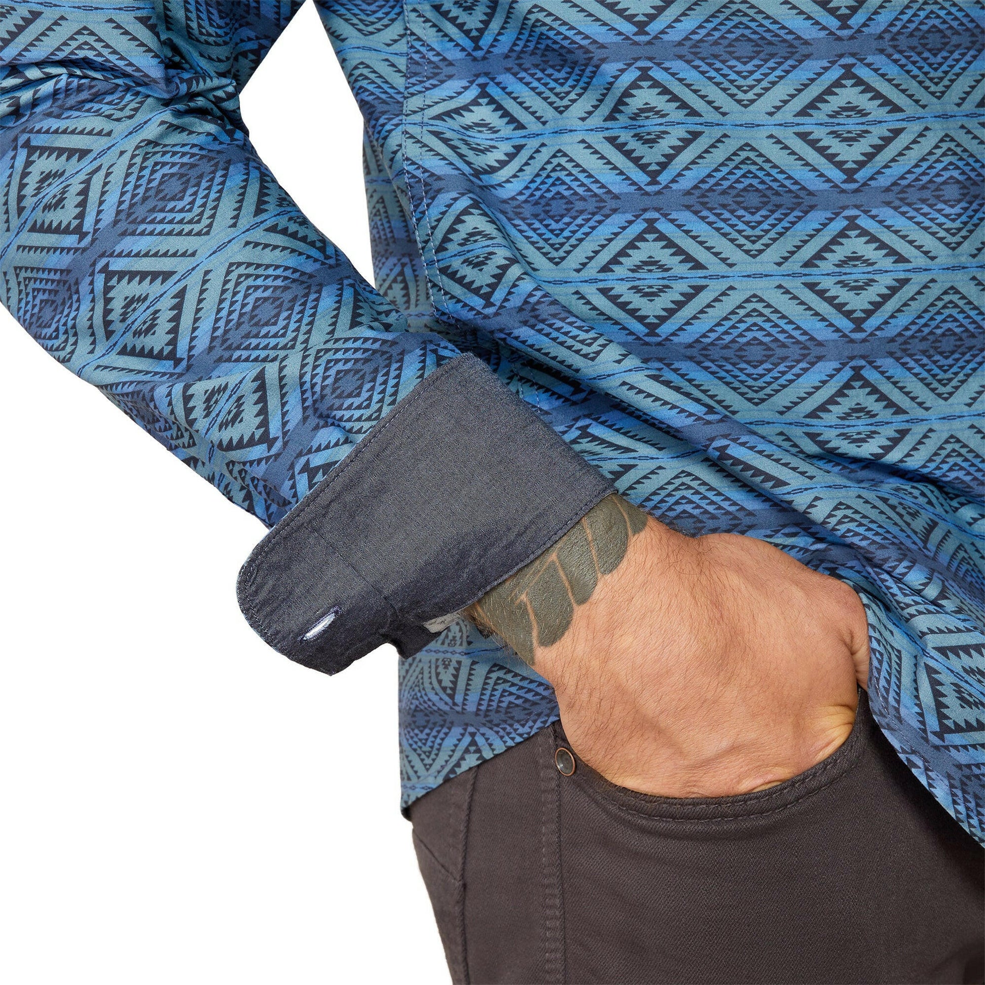 Ariat Men's McKay Modern Fit Button Down Shirt.