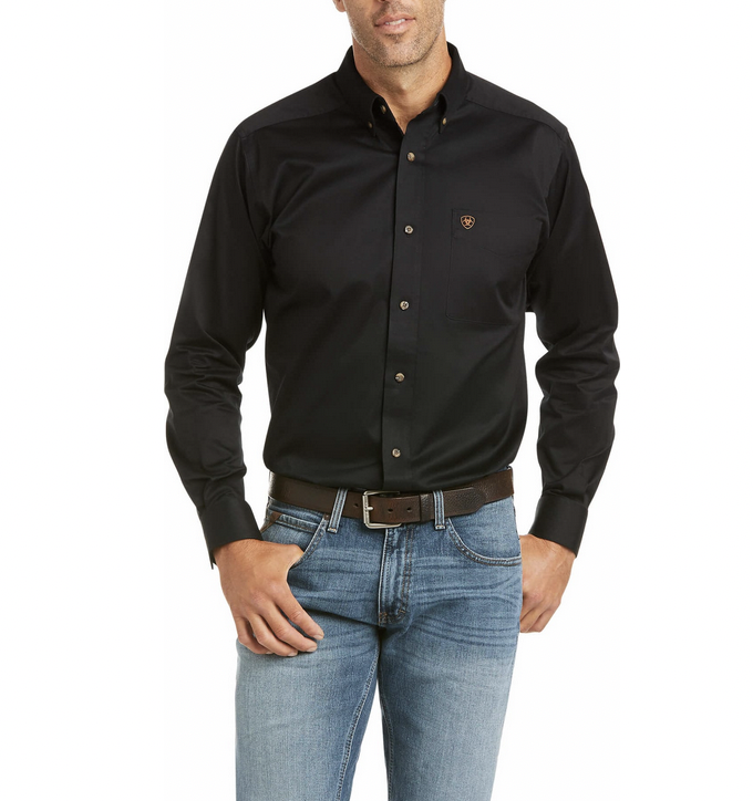 Ariat Men's Fitted Solid Black Shirt.