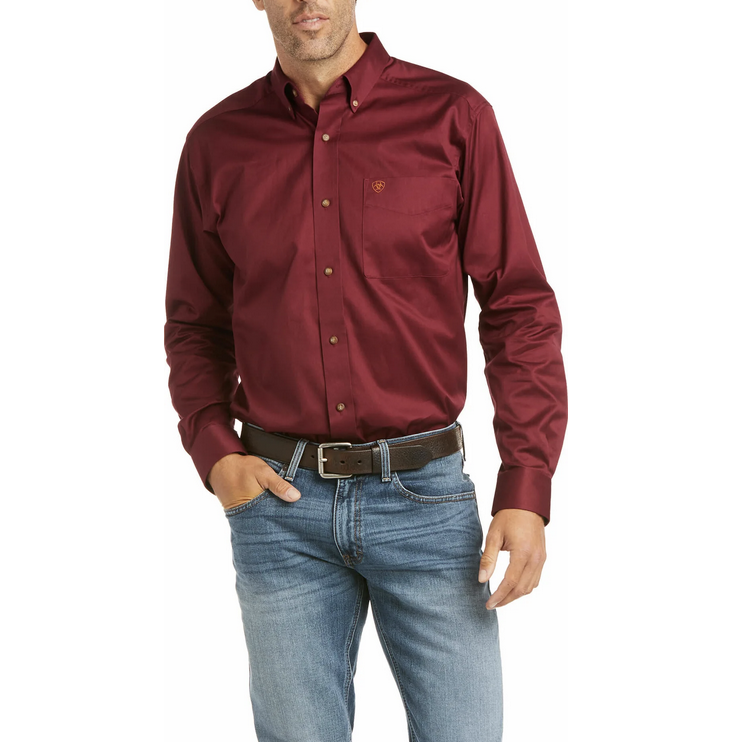 Ariat Men's Fitted Solid Burgundy Shirt.