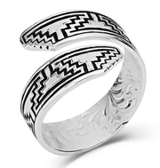 Montana Silversmiths Southwestern Escape Wrap Ring.