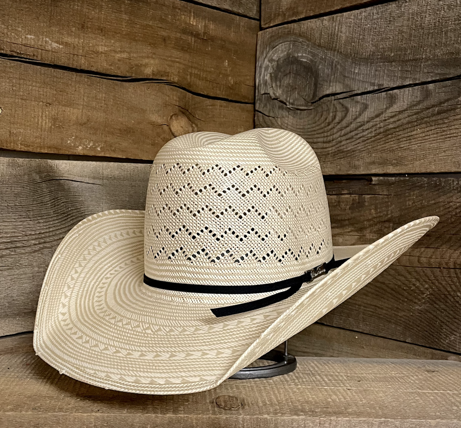 American 6200 4 1/4" Minnick Shaped Straw Hat.