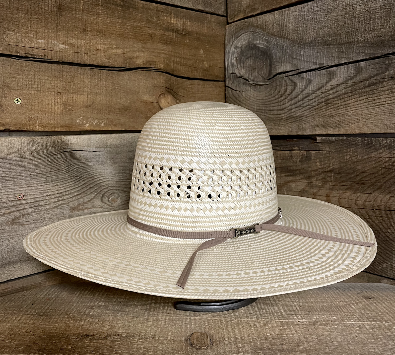 American 7700 4 1/4" Straw Hat.