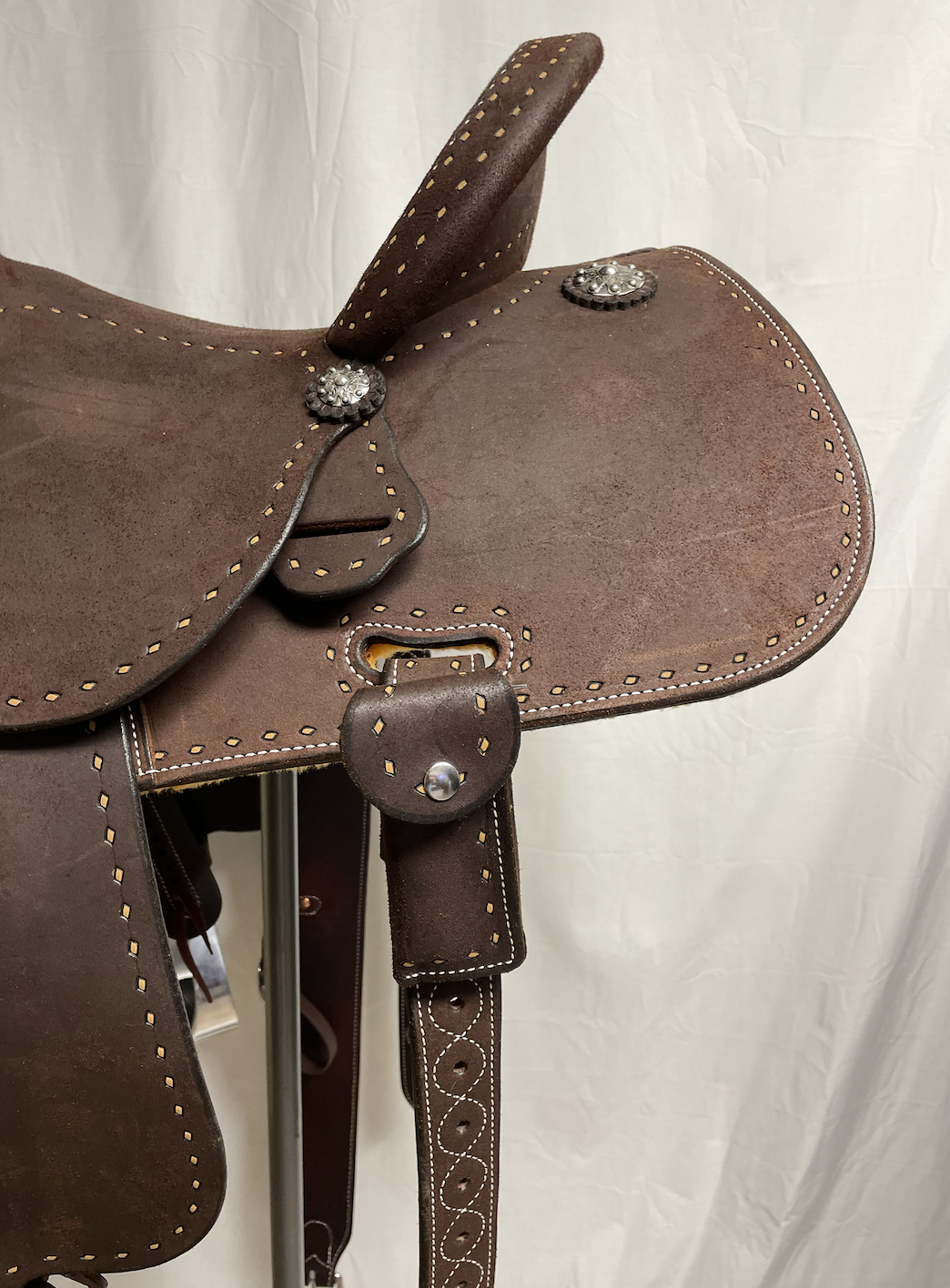Martin 14" Stingray Barrel Saddle.
