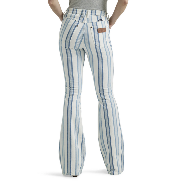 Wrangler Women's Retro Bailey Flare Jean.