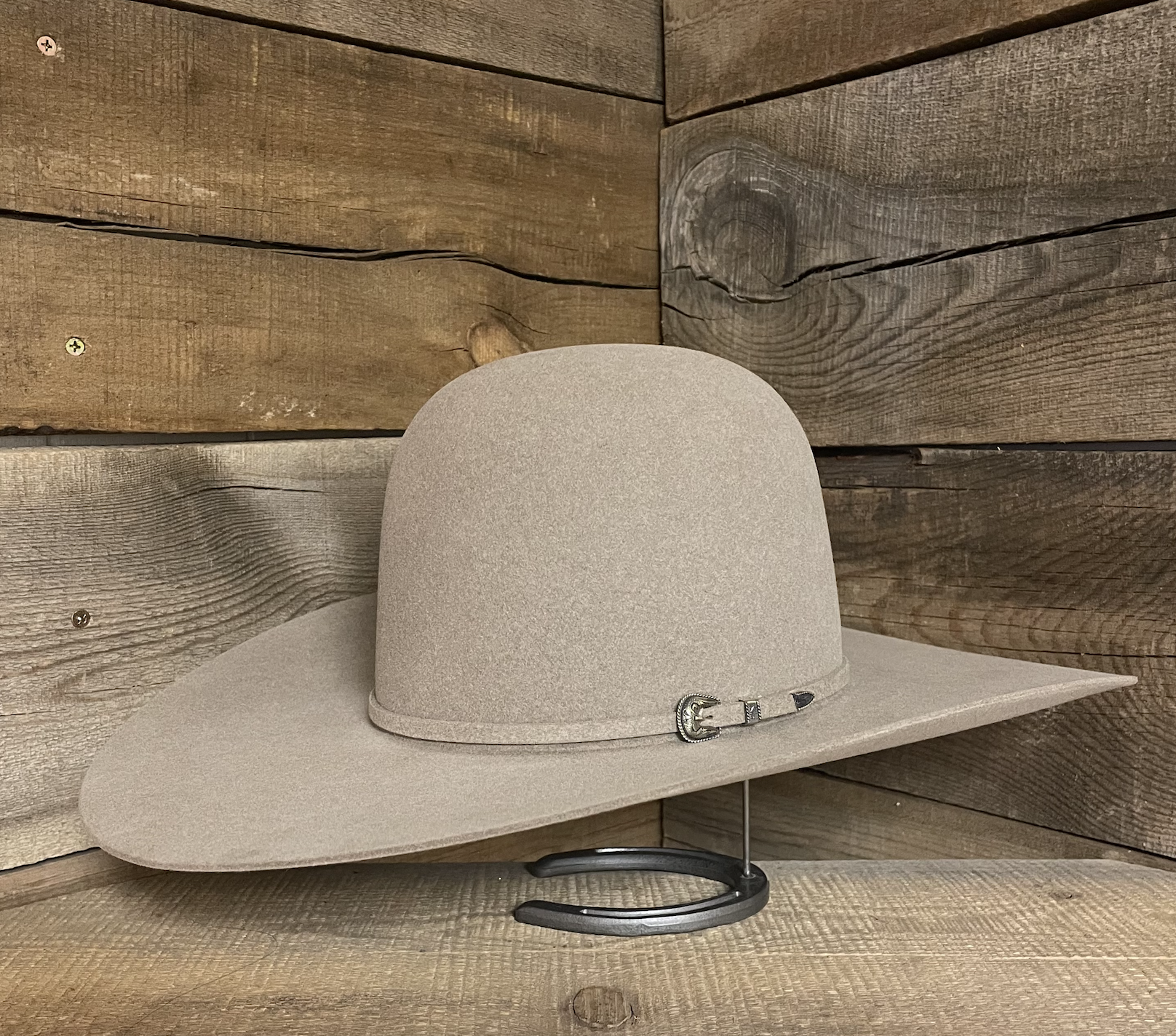 Rodeo King 30X Natural 4 1/2" Felt Hat.