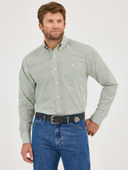 Wrangler Men's Green Printed Long Sleeve Shirt.