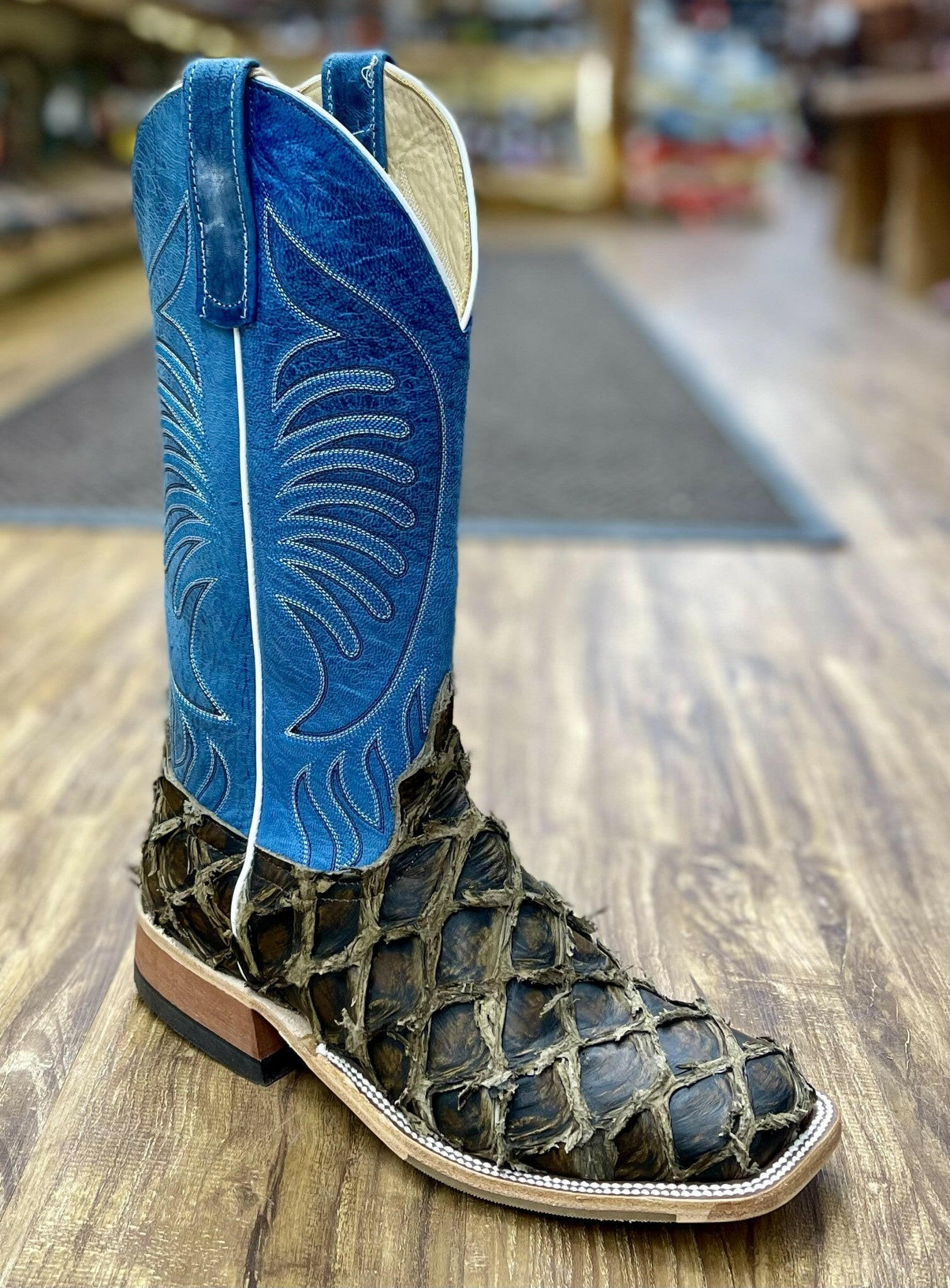 Anderson Bean Men's Antique Tobacco Bass Boot.
