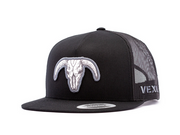 VEXIL BULL SKULL BLK MESH CAP HT-424-002-N.