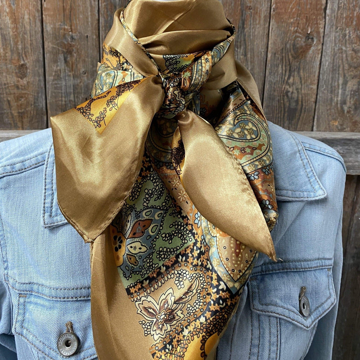 Rodeo Drive Neutral Tone Paisley Wild Rag WR2040 | Corral Western Wear