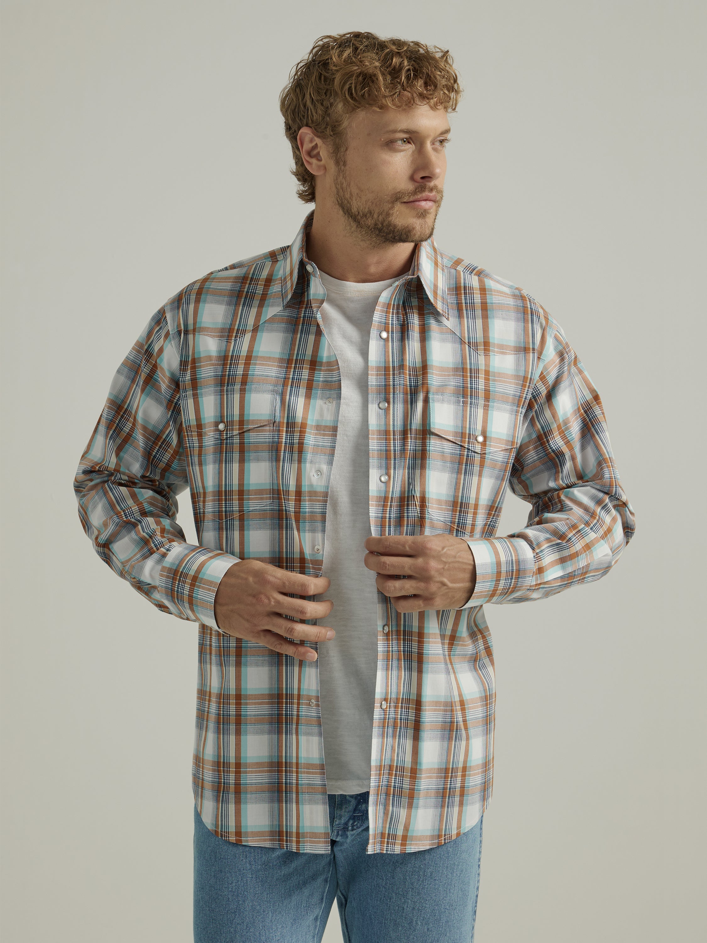 Wrangler Men's Orange Plaid Long Sleeve Shirt 2330396
