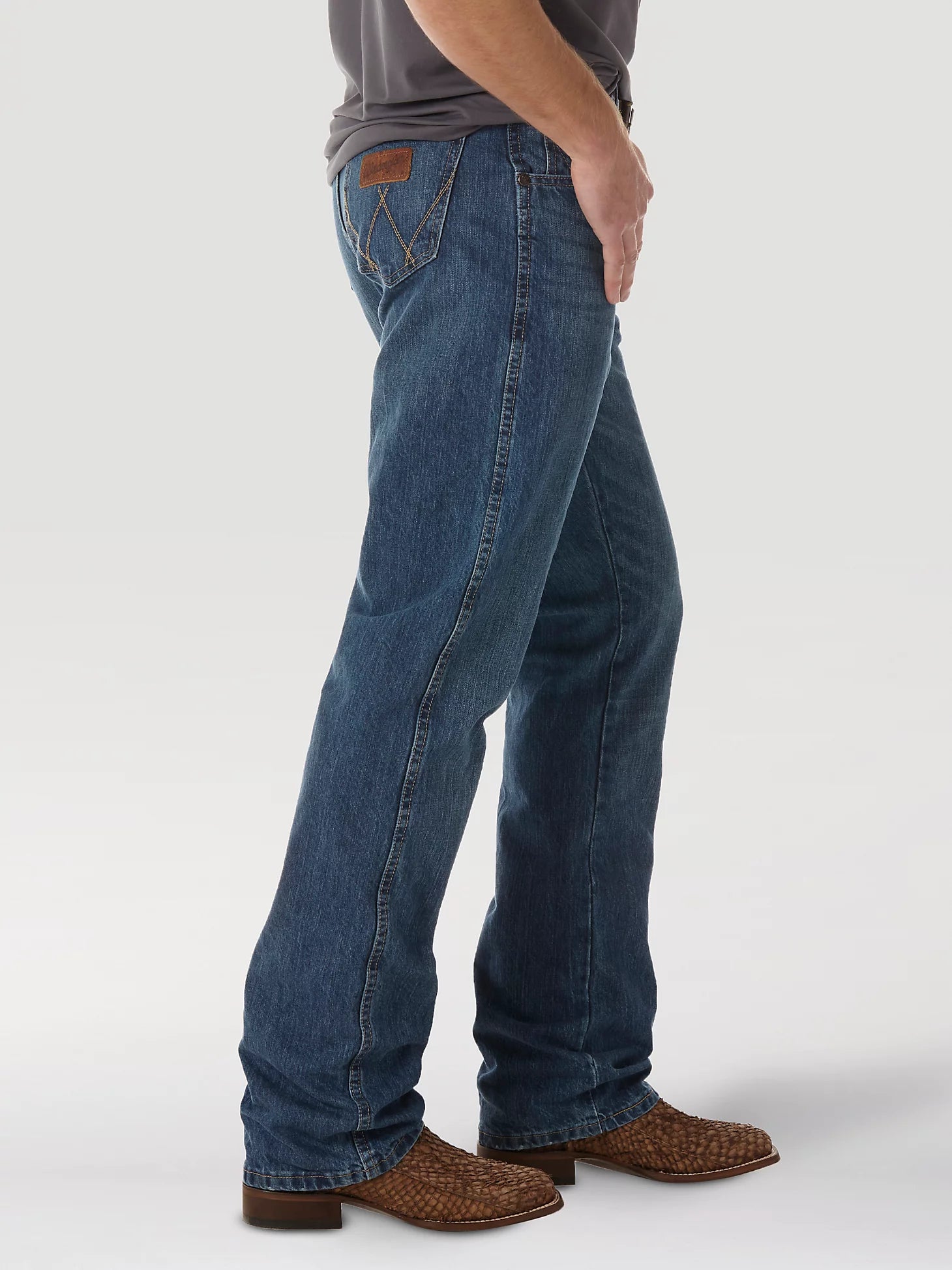 Wrangler Men's Retro Boot Cut Jean.