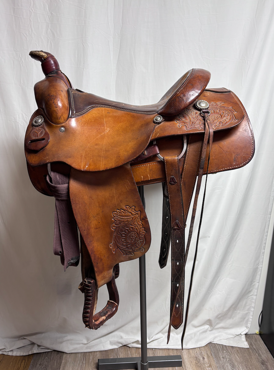Used Circle Y Team Roping Saddle